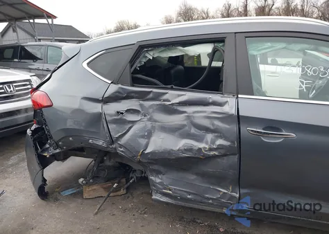 2019 Hyundai Tucson Limited z USA, uszkodzony, nr VIN KM8J3CAL6KU079137